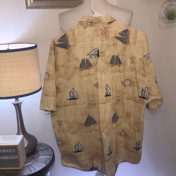 Sailboats & Anchors Button Up Short Sleeve Shirt Sz.XL - Picture 2 of 6